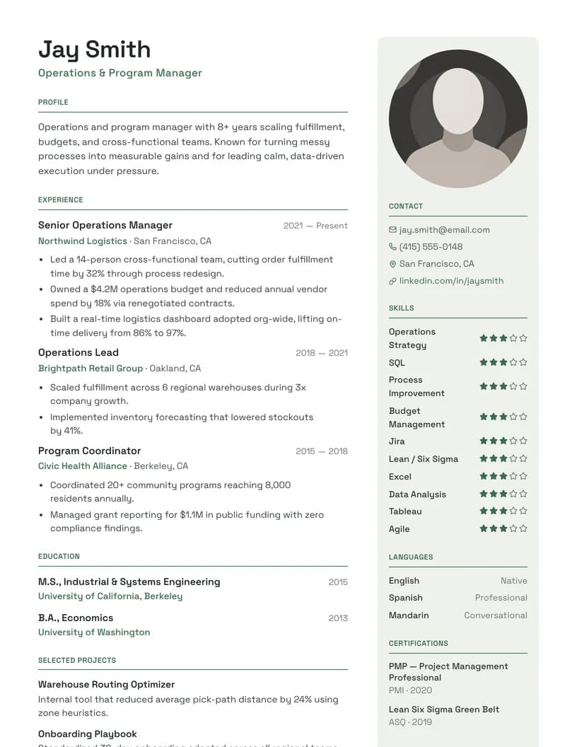 Right Side résumé template preview